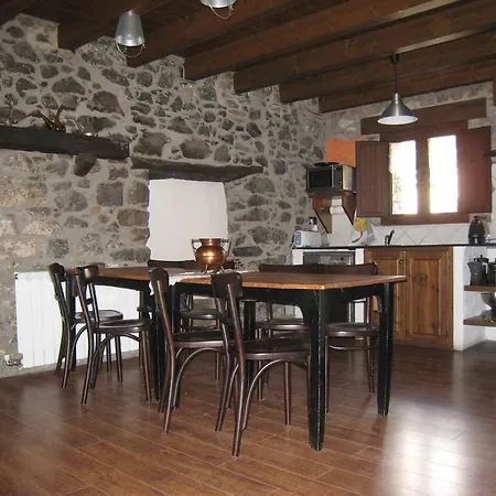 Country house Ca L'escola