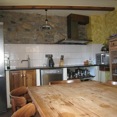 Country house Ca L'escola *