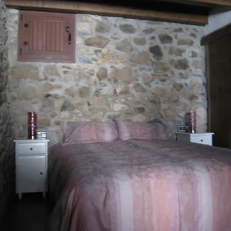 Ca L'escola Country house *