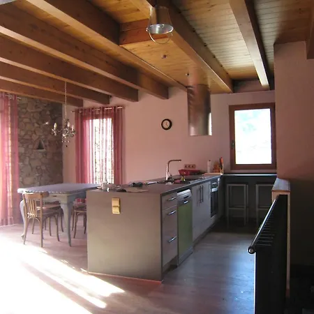 Country house Ca L'escola